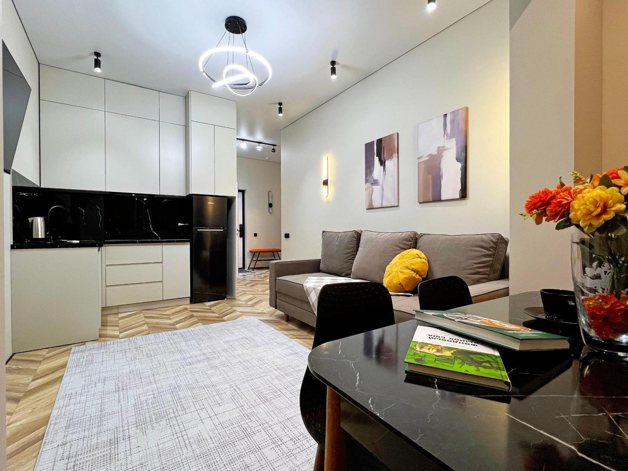 очаровательные в жк комфорт сити Apartment *